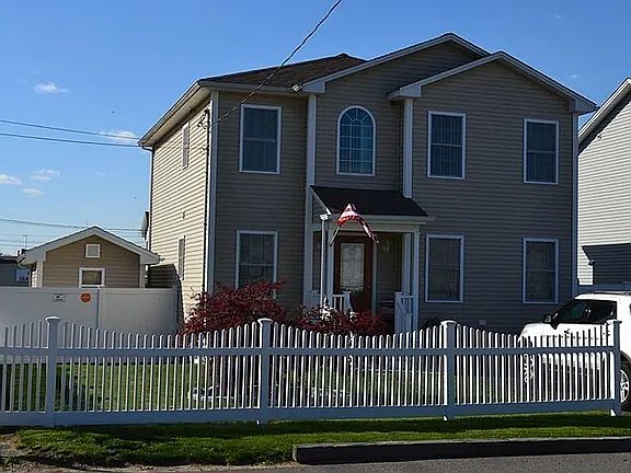 1st image of 5 Salem St