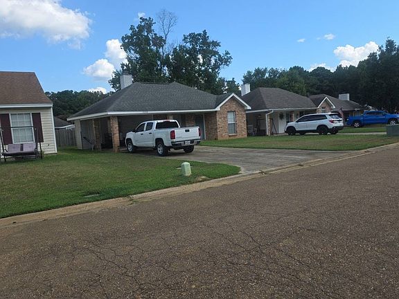 3rd image of 1508 Chelsea Ln