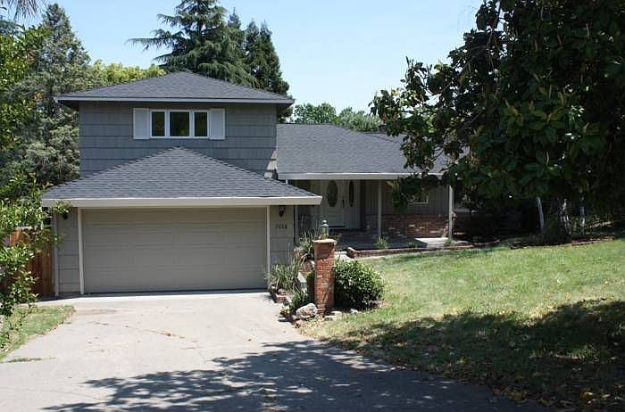 1st image of 7608 Isles Ct