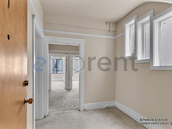5th image of 1323 Leavenworth St APT 1