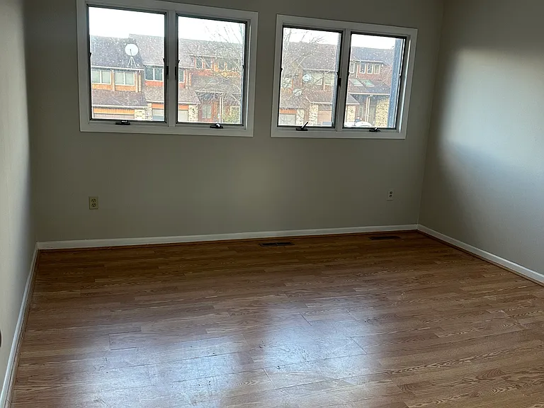 1712 Falcon Dr — Photo 9
