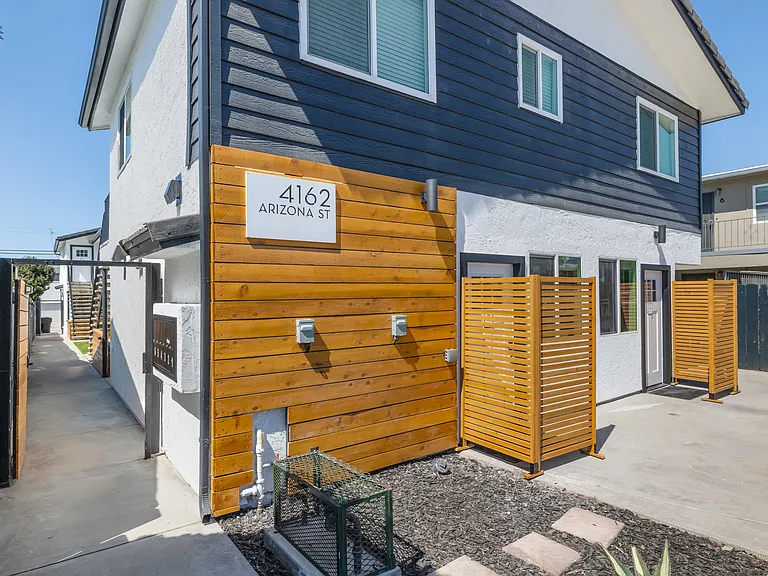 4162 Arizona St — Photo 20