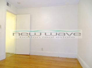 242 Cambridge St #4, Boston, MA 02114