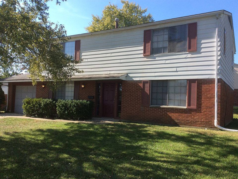 1st image of 12027 Gulfport Dr