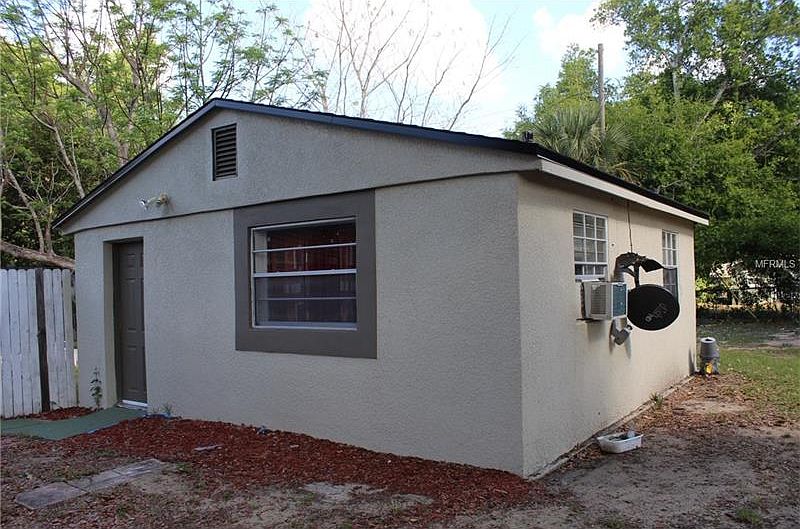 1st image of 423B E Atwater Ave
