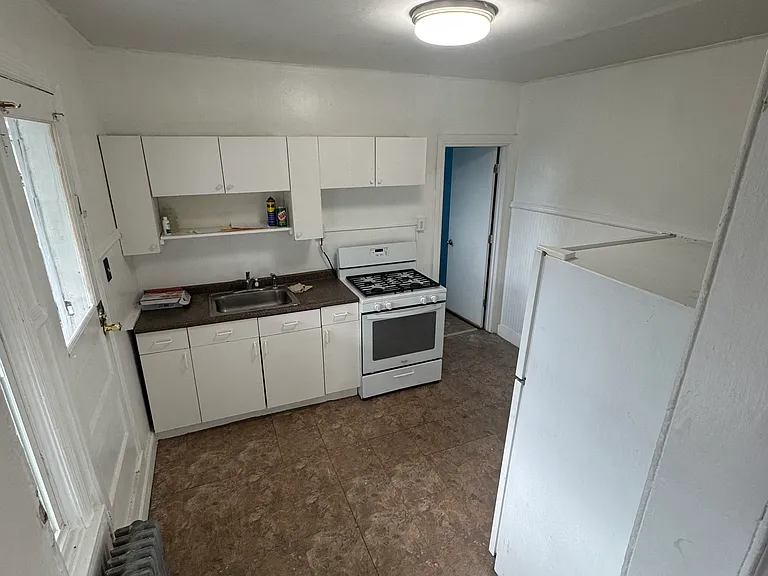 1459 Washington St #2 — Photo 7