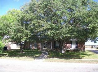 115 Flournoy, Odem, TX 78370