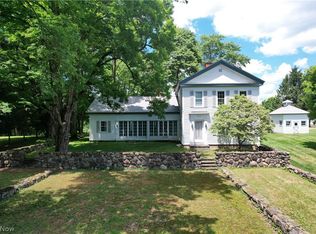 5559 McCormick Rd, Ravenna, OH 44266