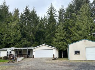 5273 Harvard St, Florence, OR 97439