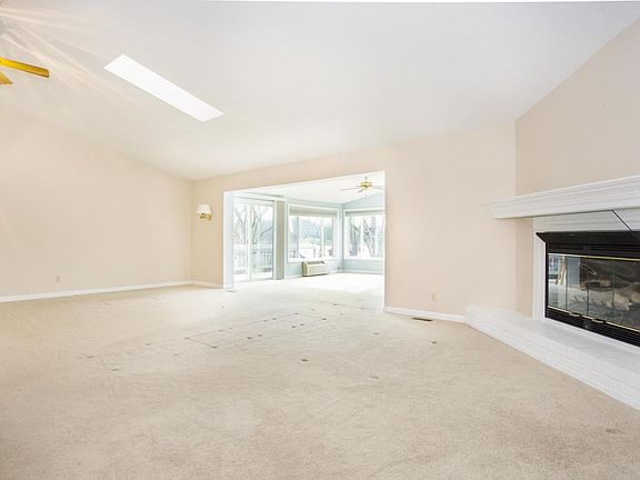 5-living room
