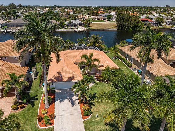 2nd image of 2707 SW 43rd Ter