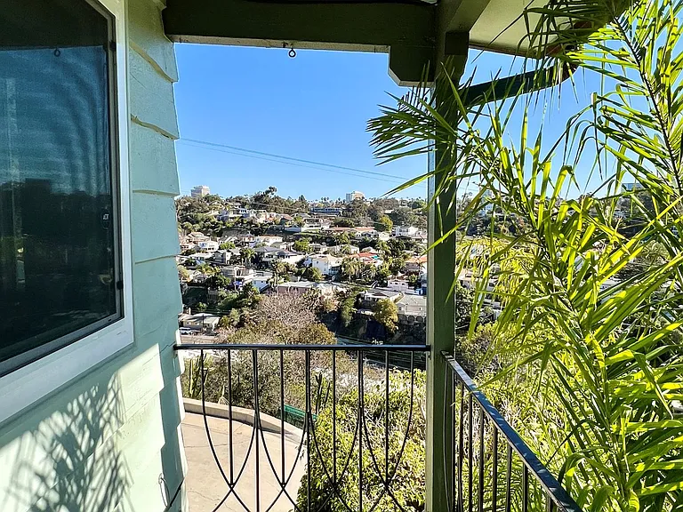 2810 Union — Photo 9