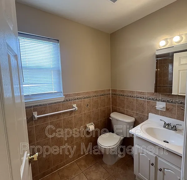 141-143 Norfolk St #3-2 — Photo 4