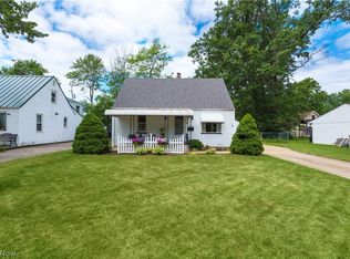 306 Inwood Blvd, Avon Lake, OH 44012