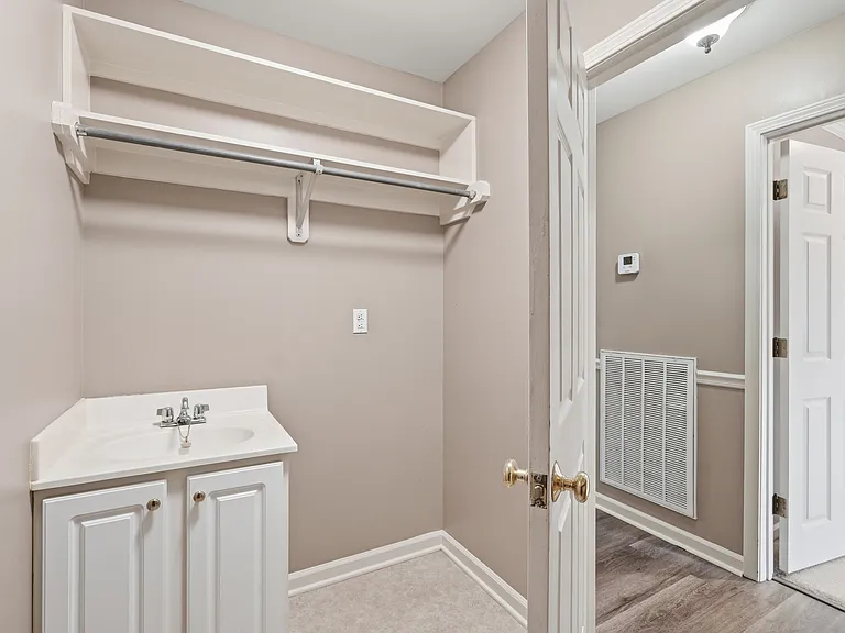 1 Zircon Dr — Photo 20