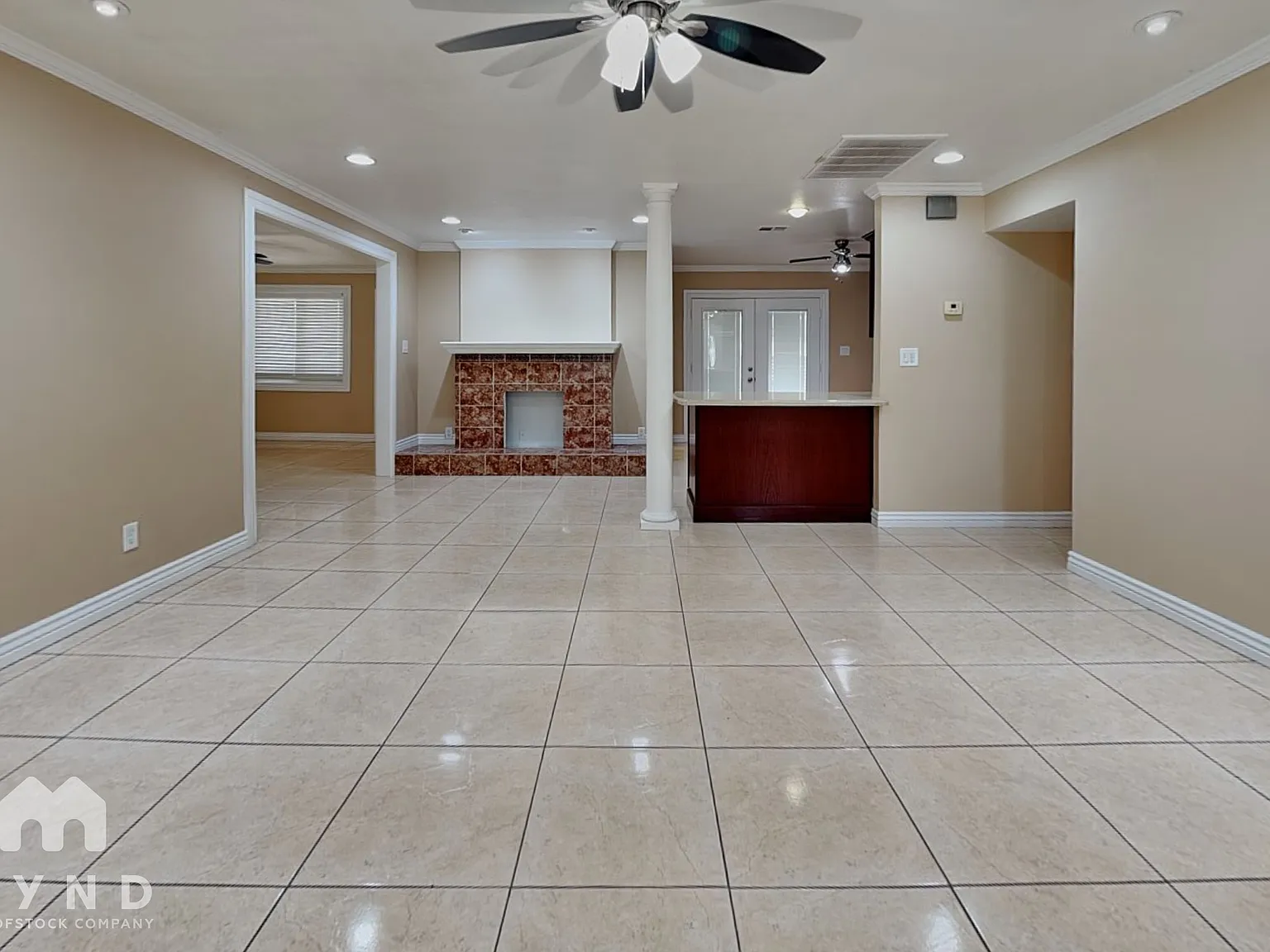 3 bed, 4.0 bath, 1506 sqft, $1,975 — Photo 4