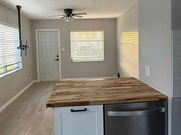 5th image of 1863 Pasadena Dr #1865