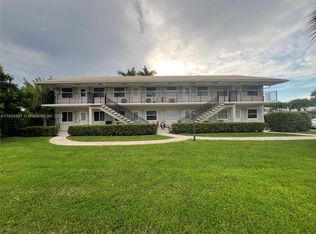 108 Bravado Ln APT 8, Palm Beach Shores, FL 33404