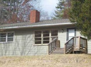 1728 Carter Cove Rd, Hayesville, NC 28904