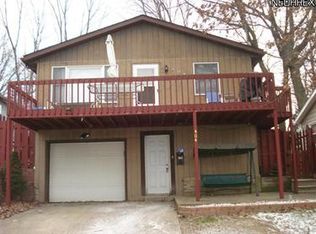 404 Grandview Ave, Barberton, OH 44203