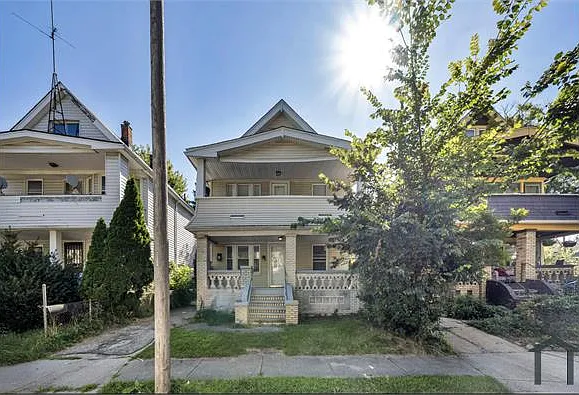 2 bed, 849 sqft, $1,127 — Photo 3