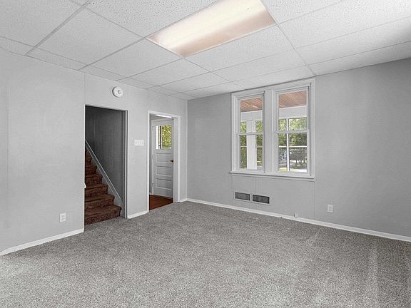 5th image of 391 4th St