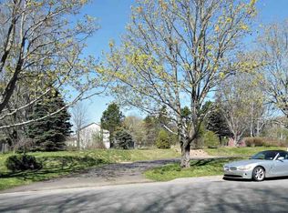 22 Longworth Ave, Truro, NS B2N3E8