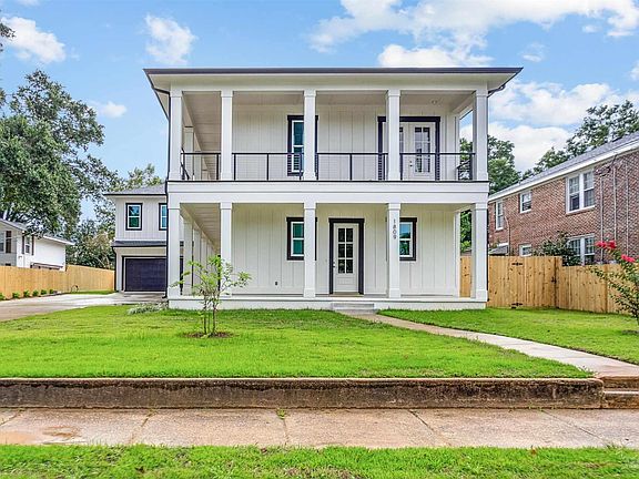 3rd image of 1809 E Cervantes St