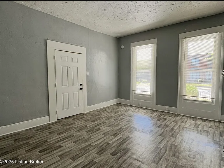 2315 Portland Ave #1 — Photo 6