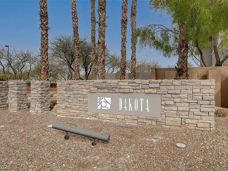 804 Peachy Canyon Cir #201 — Photo 36