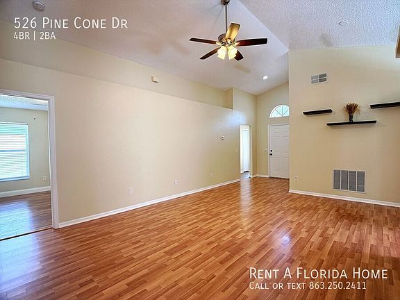 5th image of 526 Pine Cone Dr