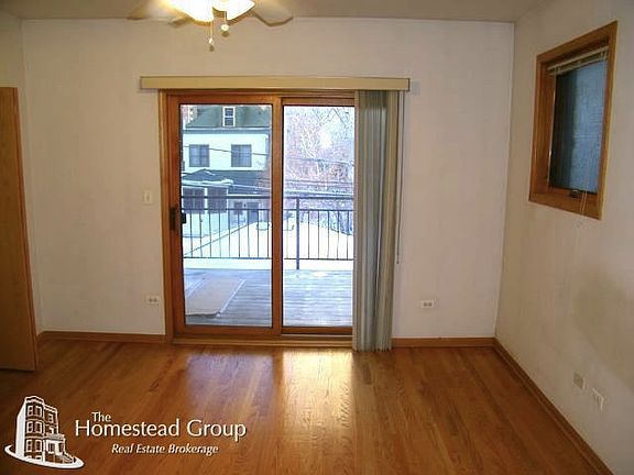 5th image of 934 W Leland Ave