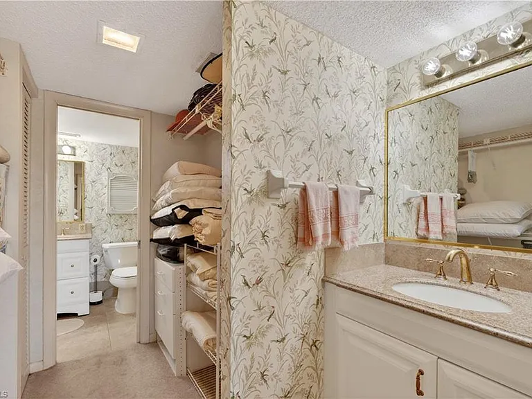 5 Bluebill Ave #201 — Photo 30