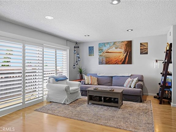 5th image of 15607 Crestview Ln #85