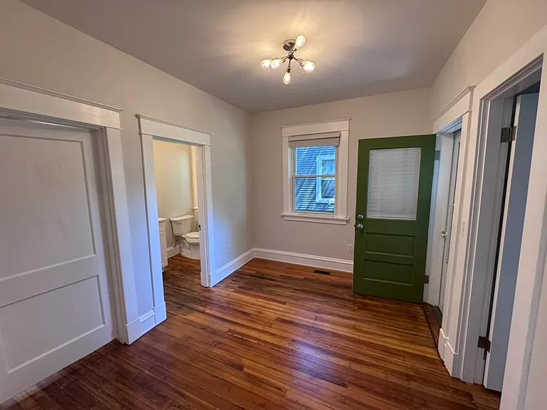 3019 Griffin Ave — Photo 7