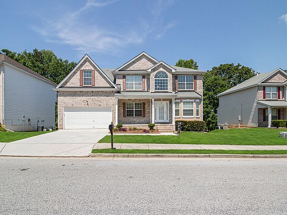 3rd image of 1919 Bridgestone Cir