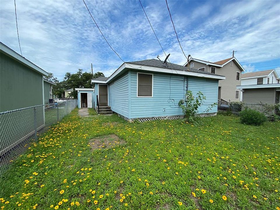1st image of 1120 31st St