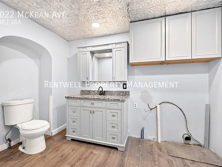 1022 McKean Ave — Photo 11