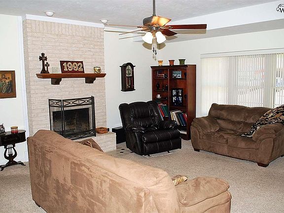 3rd image of 5238 E Woodhaven Dr