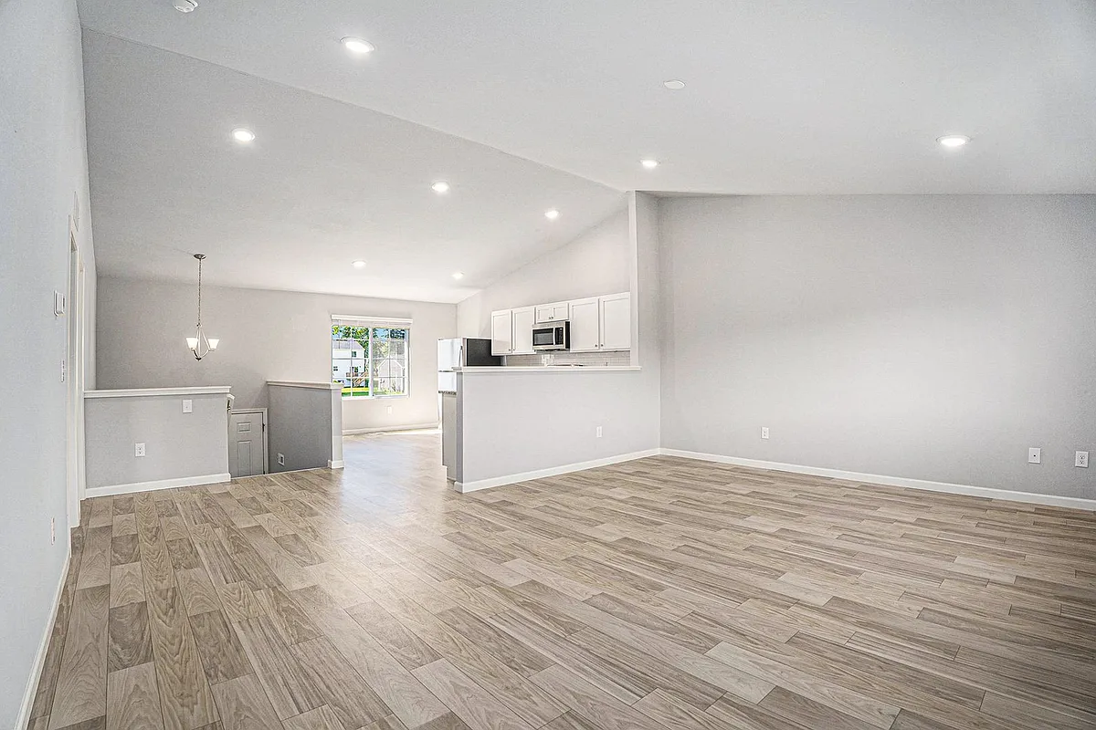 Building Photo - 16507 Bedington Dr