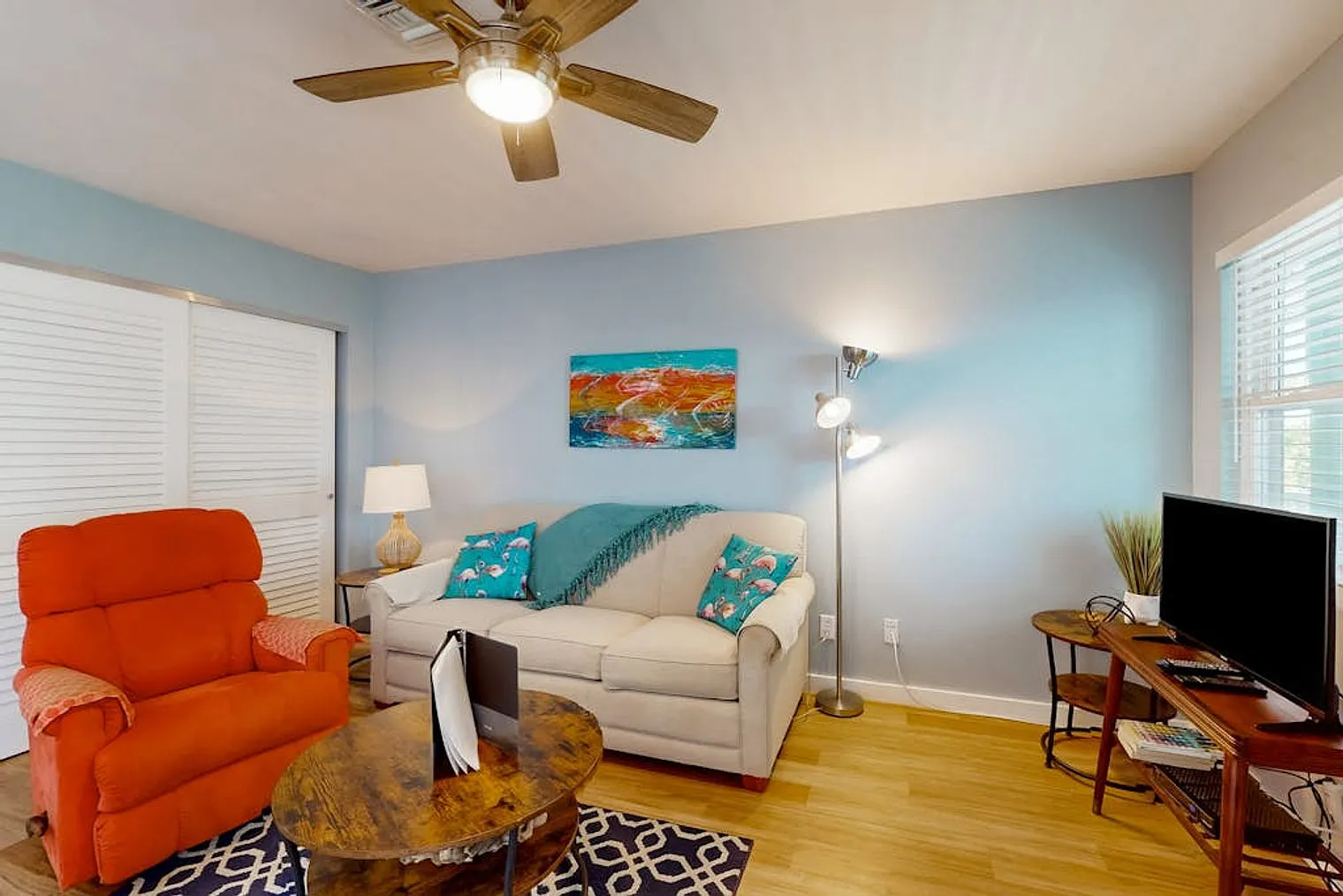 1 bed, 1.0 bath, 581 sqft, $4,285 — Photo 3