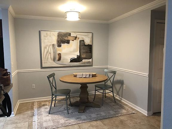 4th image of 2801 Chancellorsville Dr #100