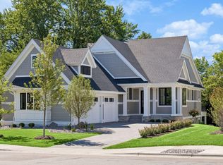 270 Wayzata Blvd E, Wayzata, MN 55391