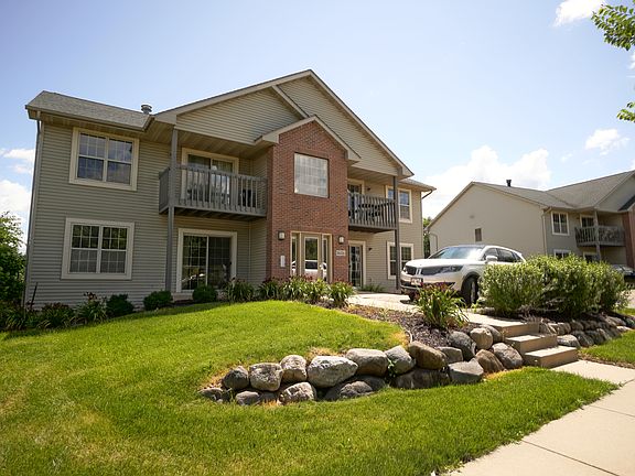 2nd image of 1513-1601 Glacier Hill Dr #8277635