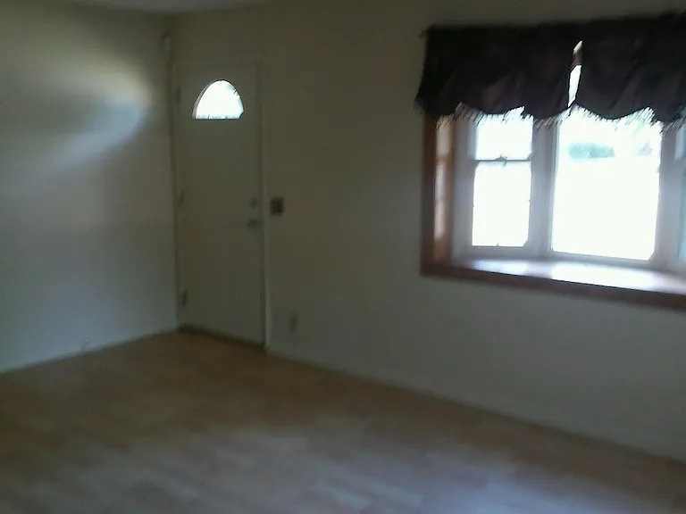 524 East Dr — Photo 5