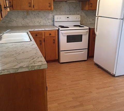 4th image of 7911 Lawton St #A