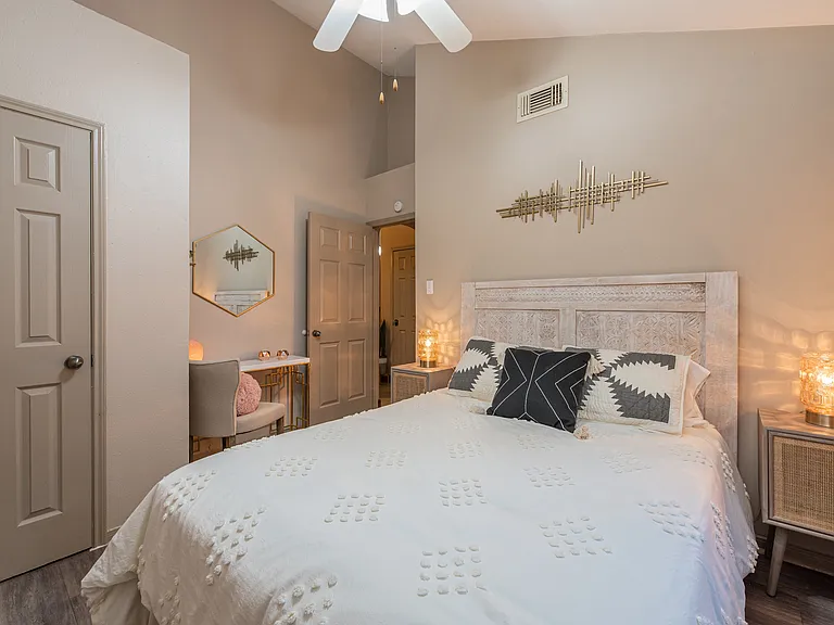 20415 Linden Tree Dr — Photo 14