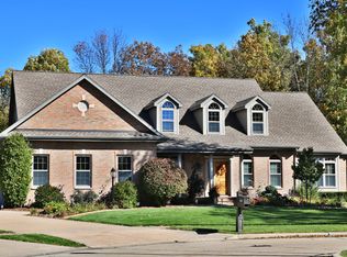 1315 Candlelight Ct, Oshkosh, WI 54904