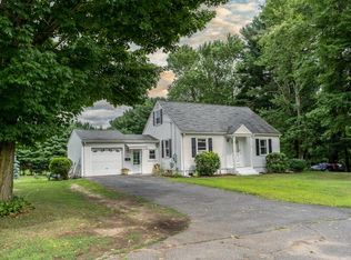 9 Walter St, Wilbraham, MA 01095