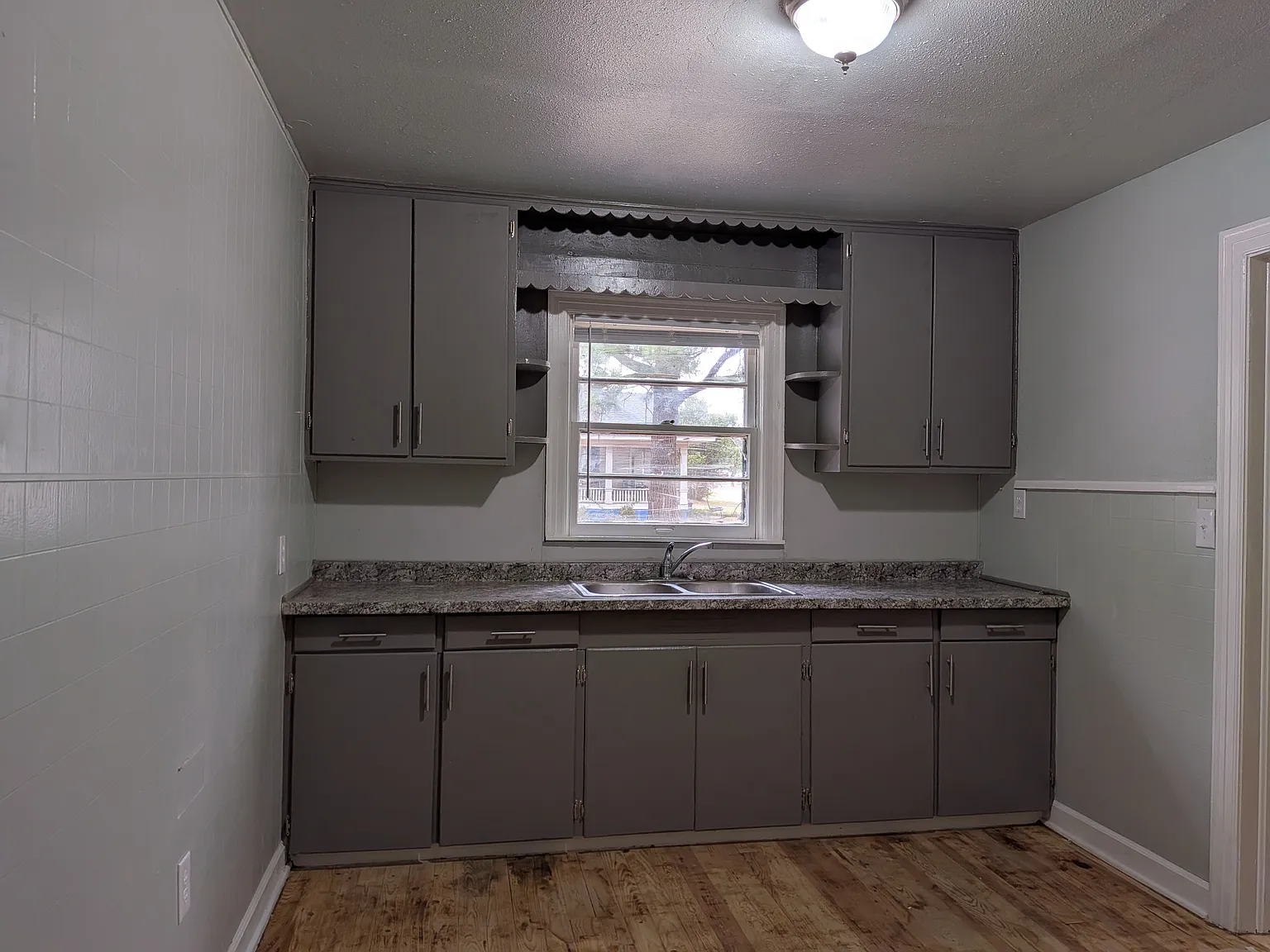 331 G NE — Photo 3